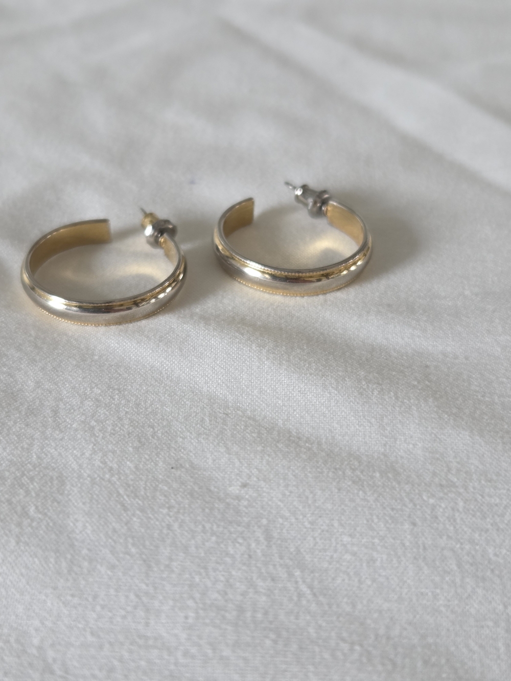 Classic Two-Tone Hoop Earrings - Gold and Silver